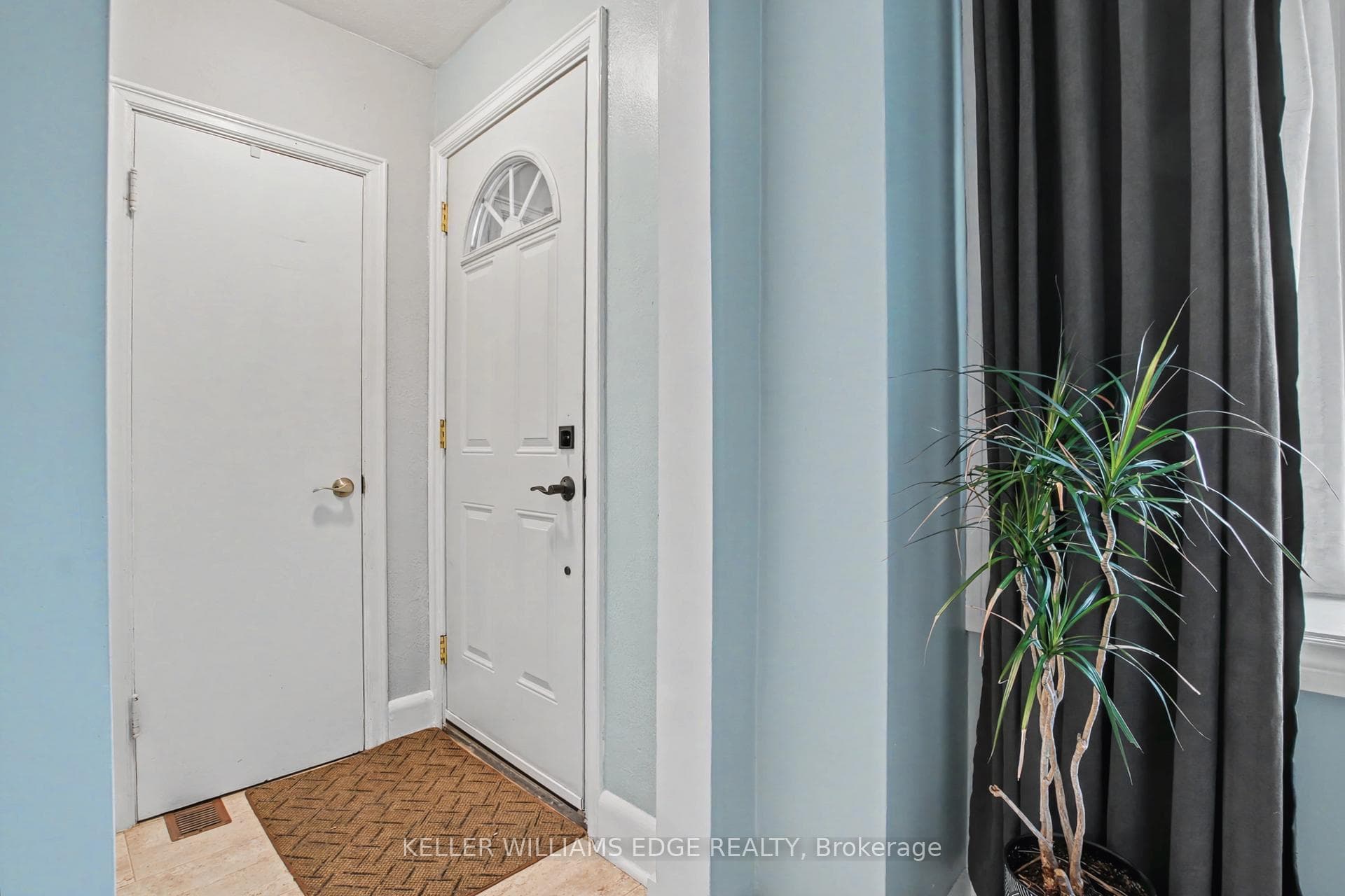 179 Parkdale Avenue photo 3