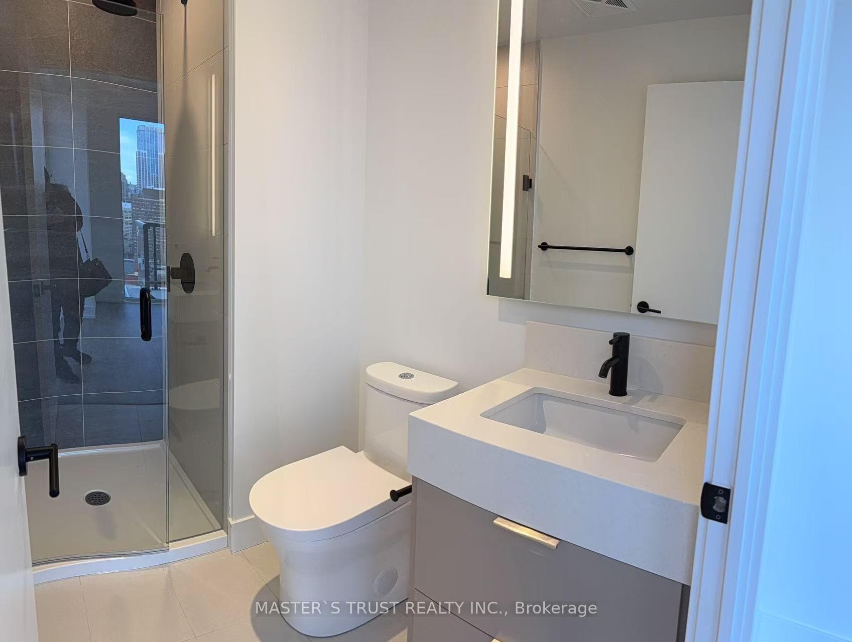 308 Jarvis Street Unit 1605 photo 21