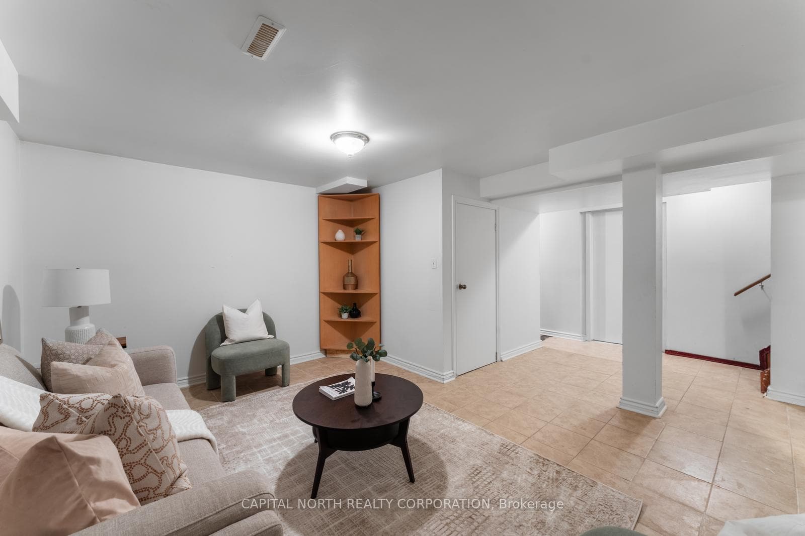 63 Pondtail Drive photo 32