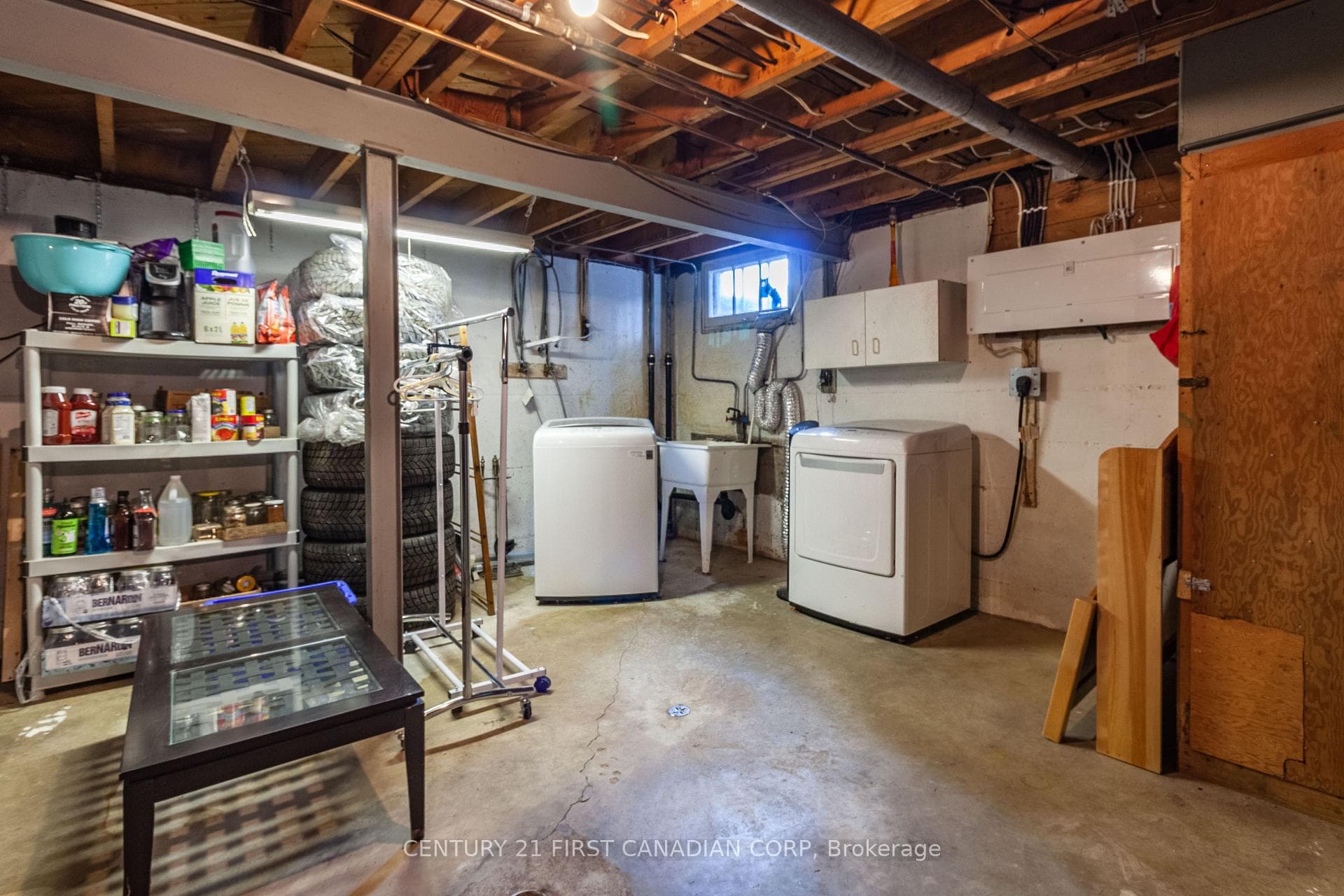 1721 Moffatt Avenue photo 41