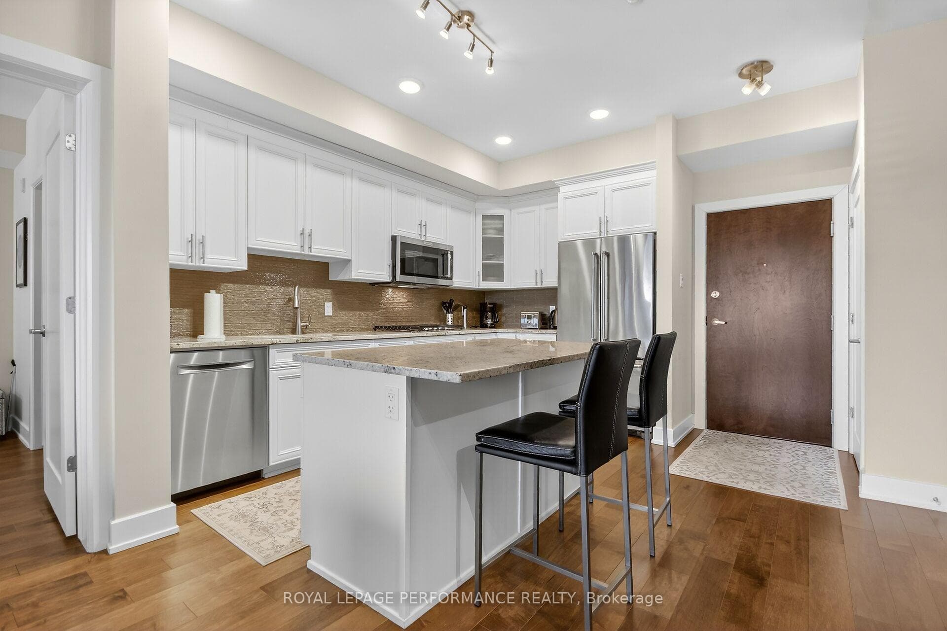 615 Longfields Drive Unit 408 photo 14
