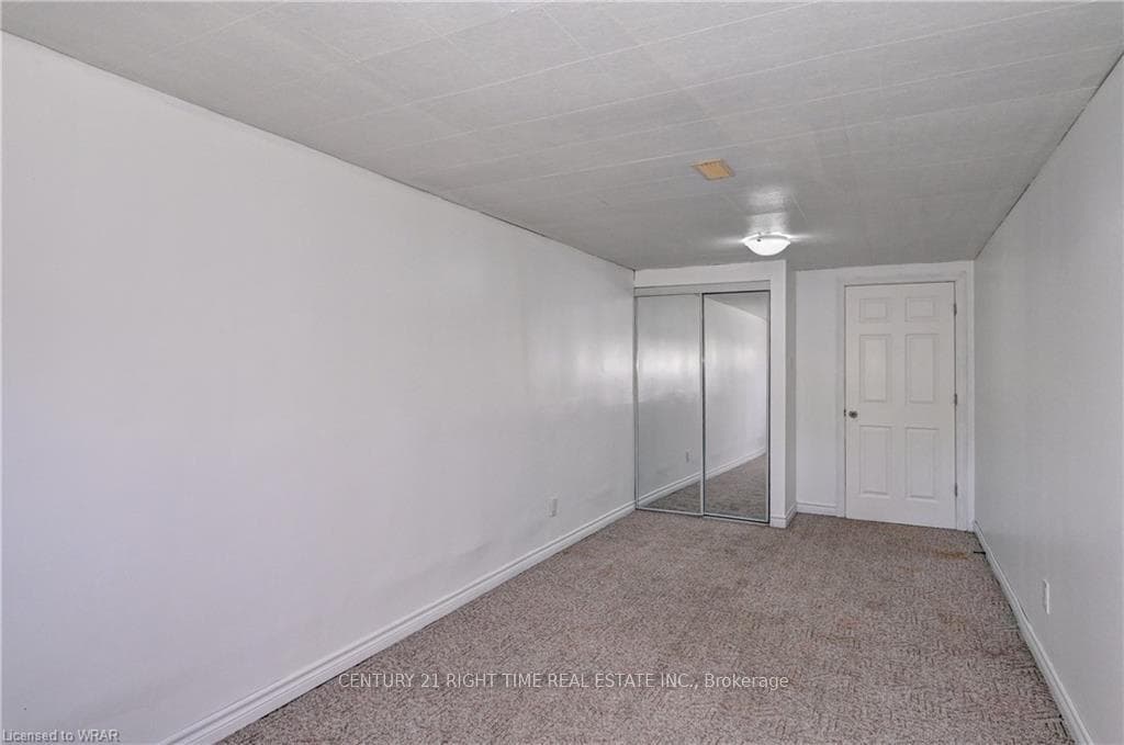 15 Cluthe Crescent photo 29