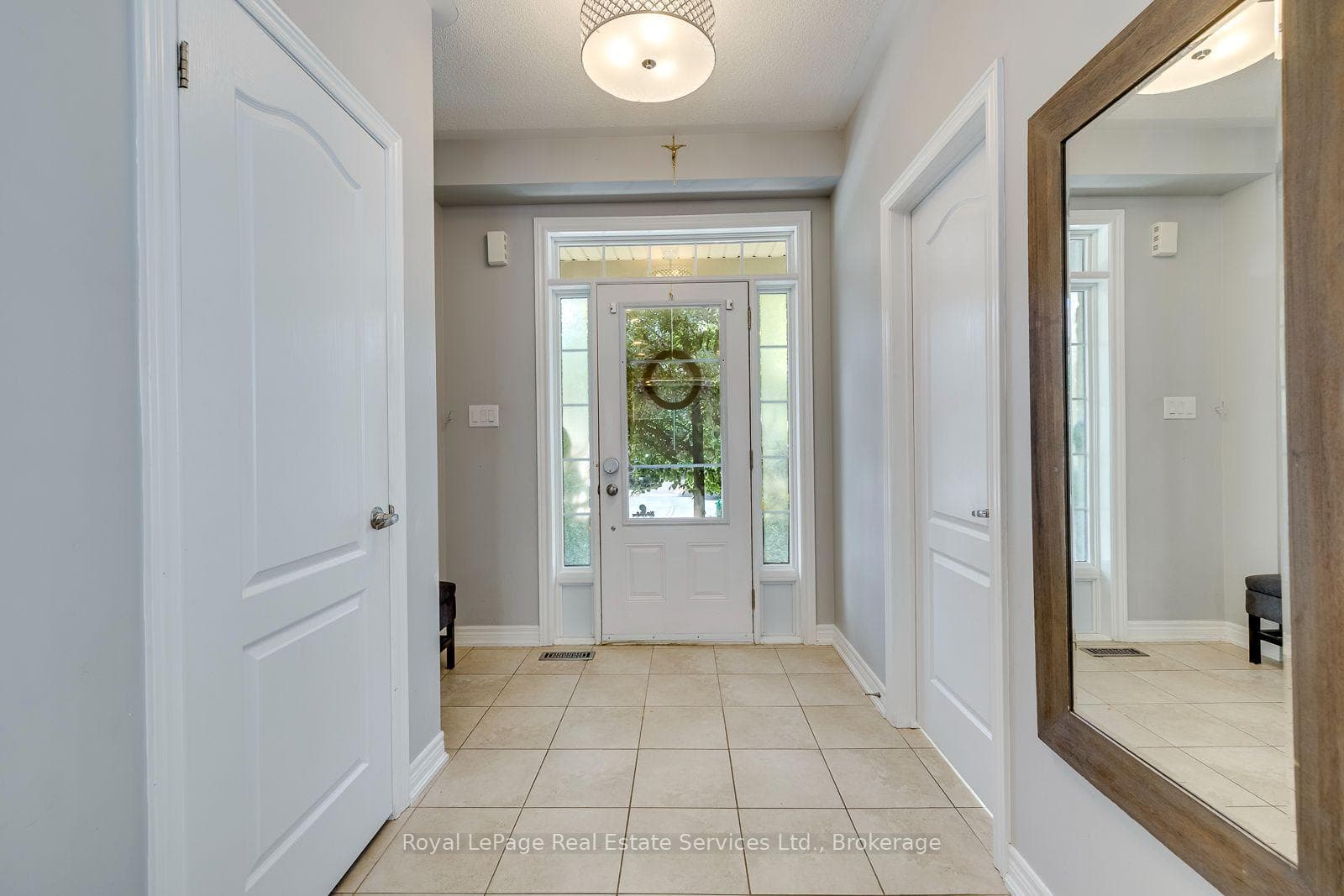 23 Diamond Leaf Lane photo 4