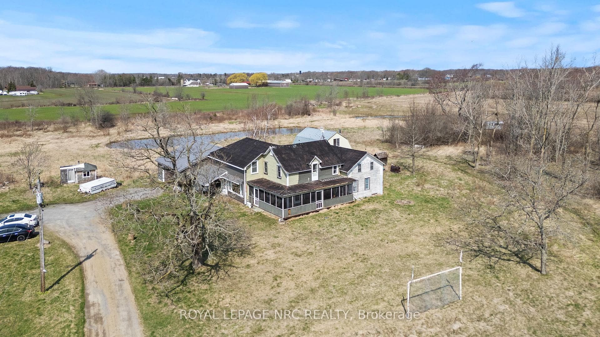 758 Wyldewood Road photo 1