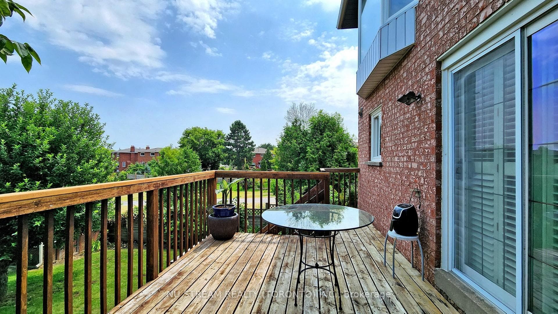 43 Kaiser Drive photo 35