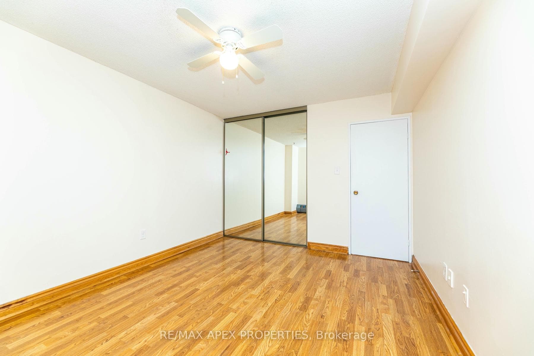 390 Dixon Road Unit 402 photo 19