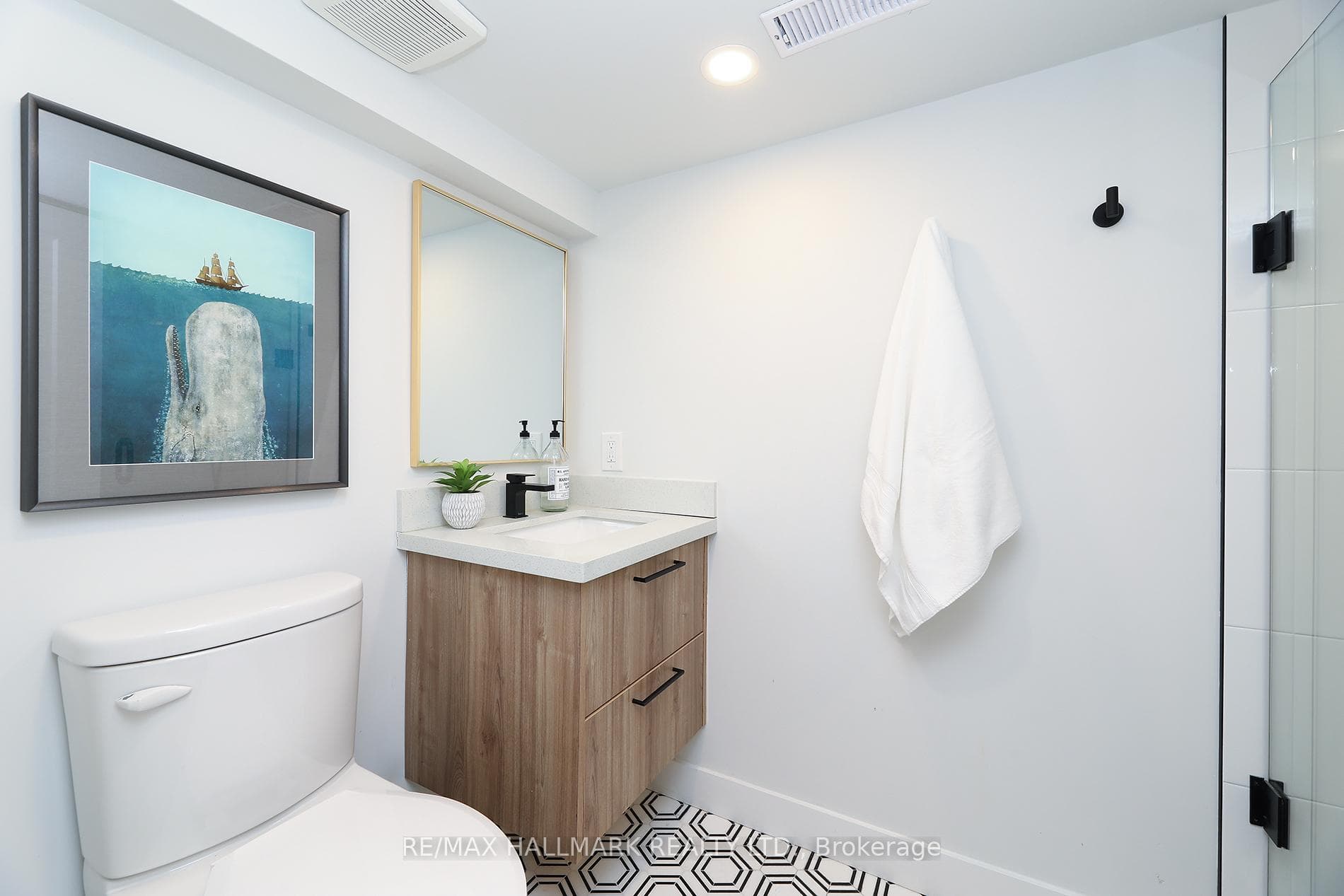 339 Scarborough Road photo 44