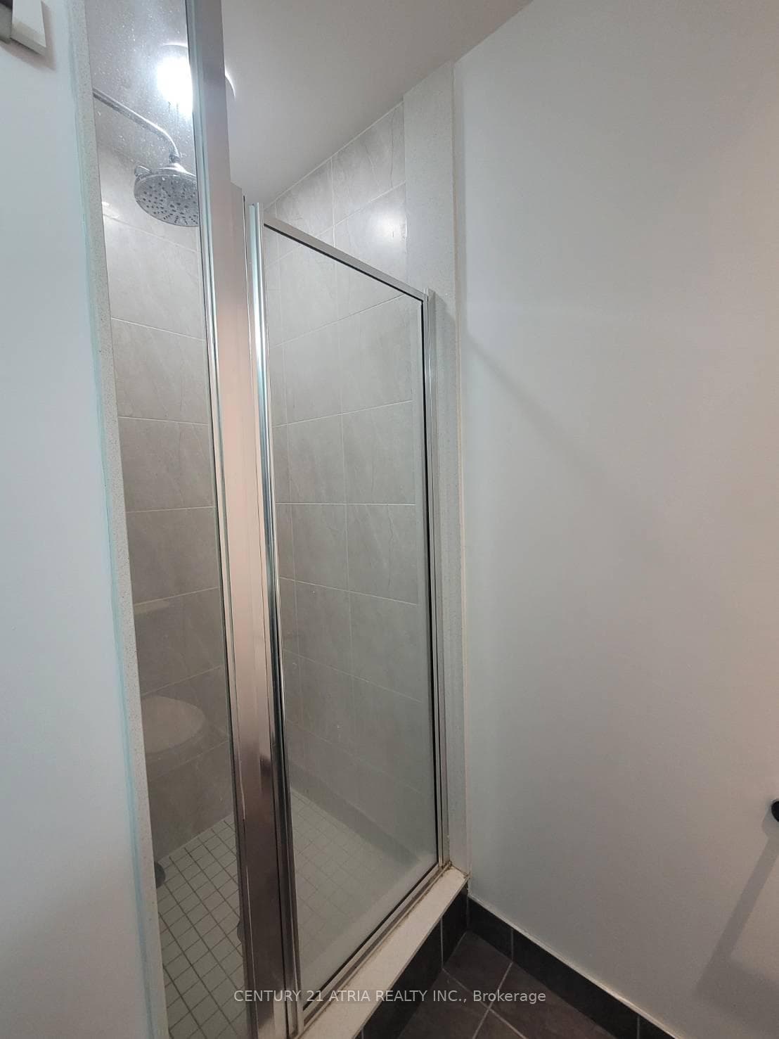 160 Vanderhoof Avenue Unit 615 photo 24