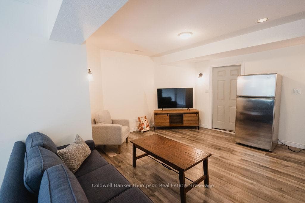 383 Tower Road photo 37
