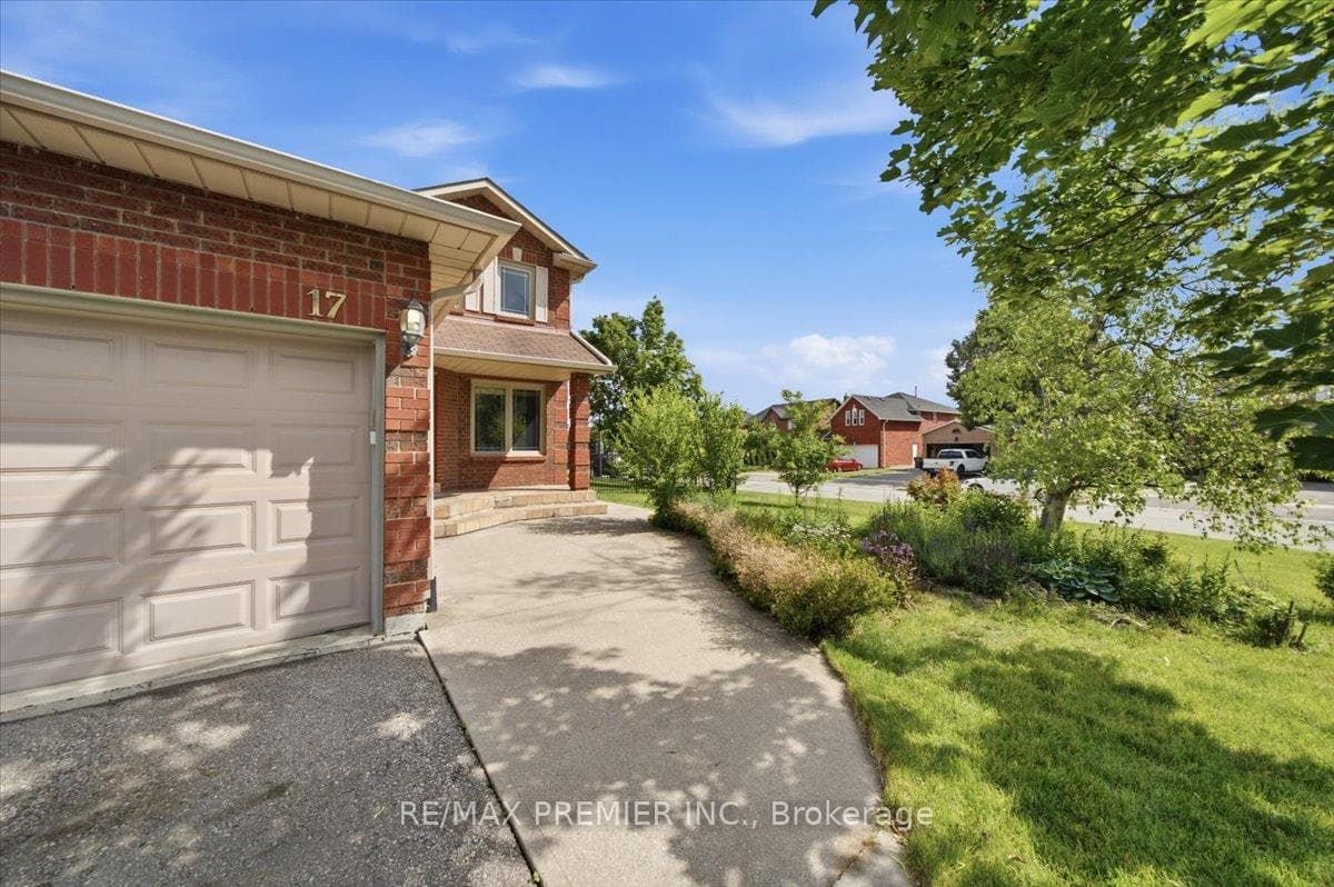17 Berrydown Drive photo 2
