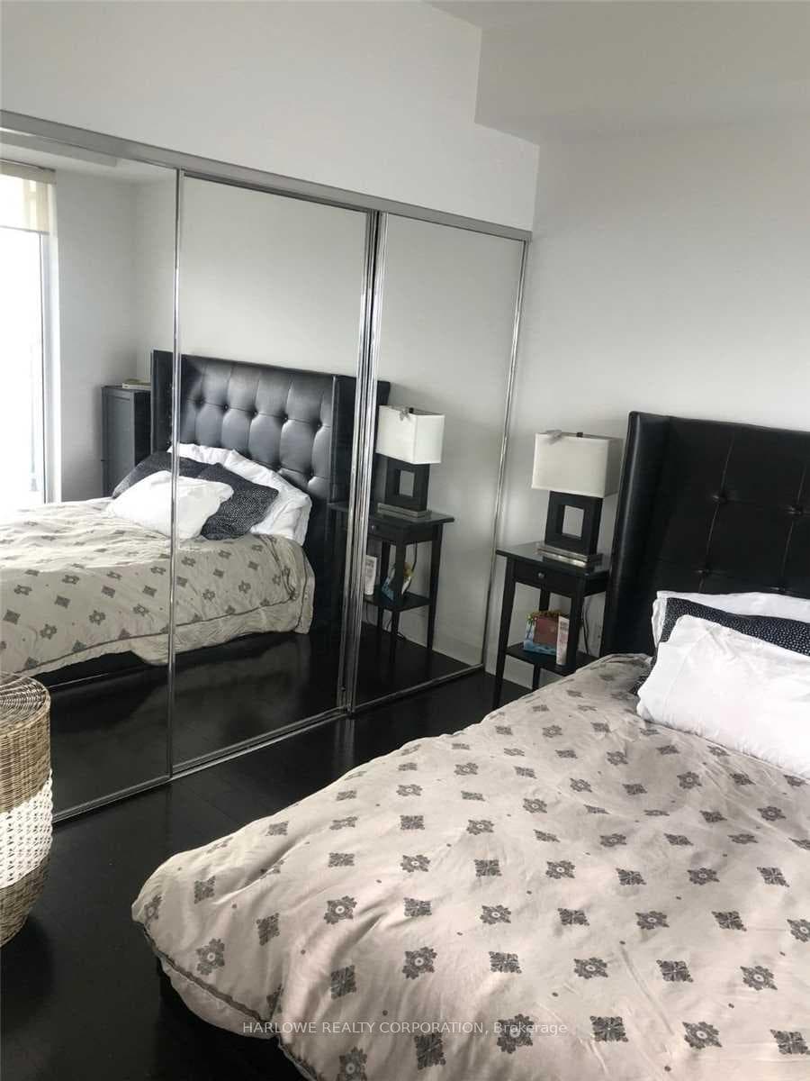 65 St Mary Street Unit 3306 photo 9