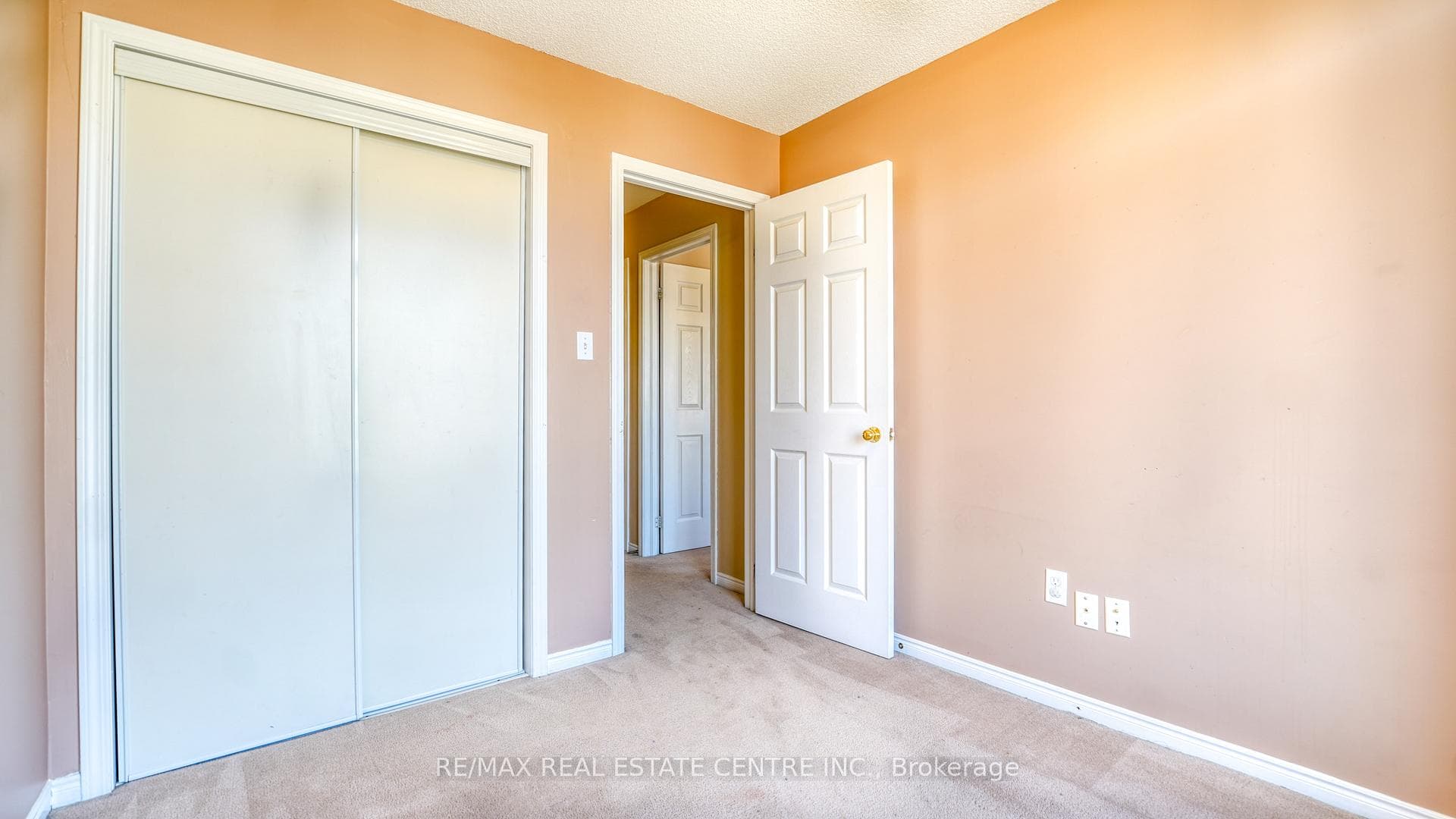 1075 Ellesmere Road Unit 128 photo 22