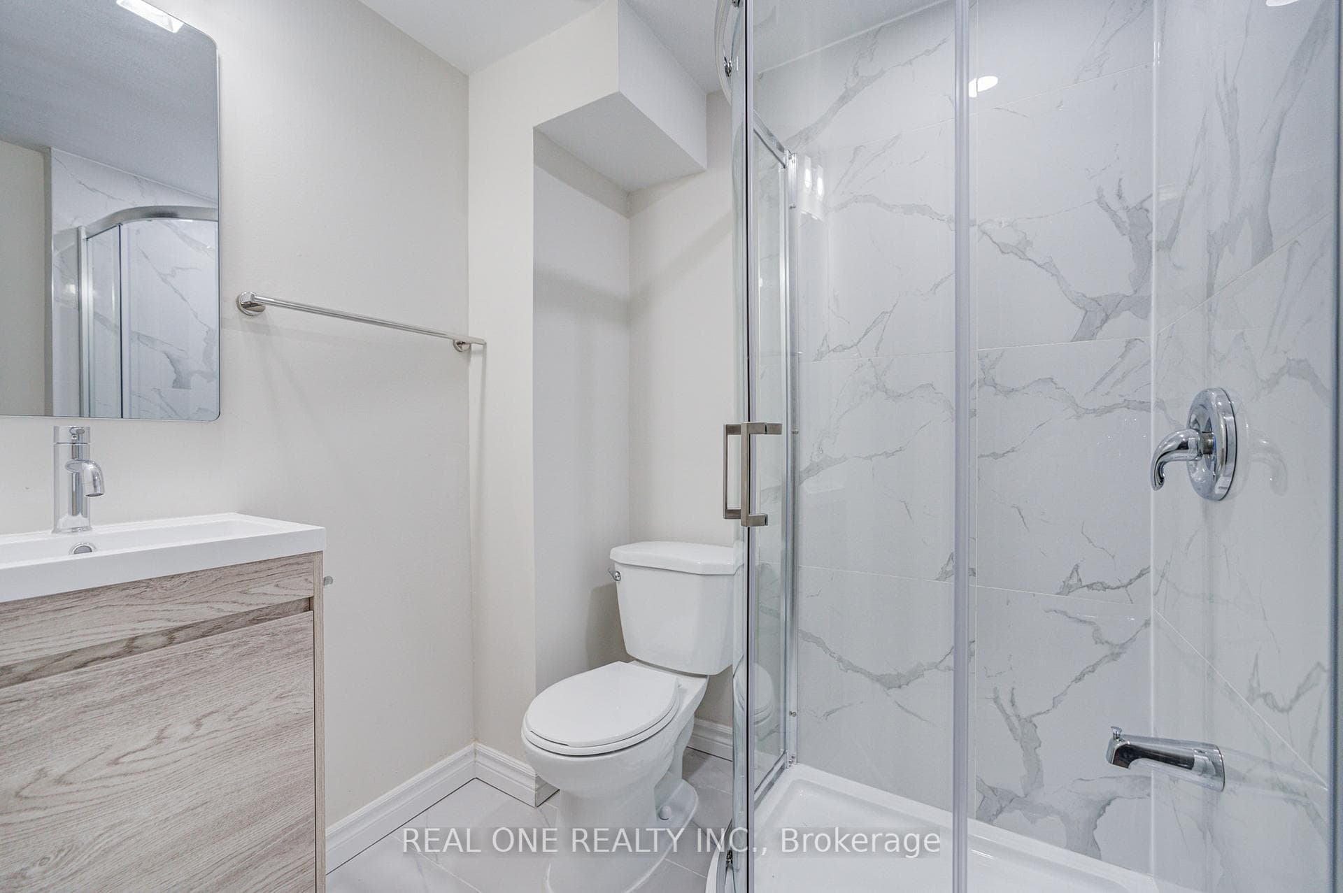 Basement 3pc Full Bathroom