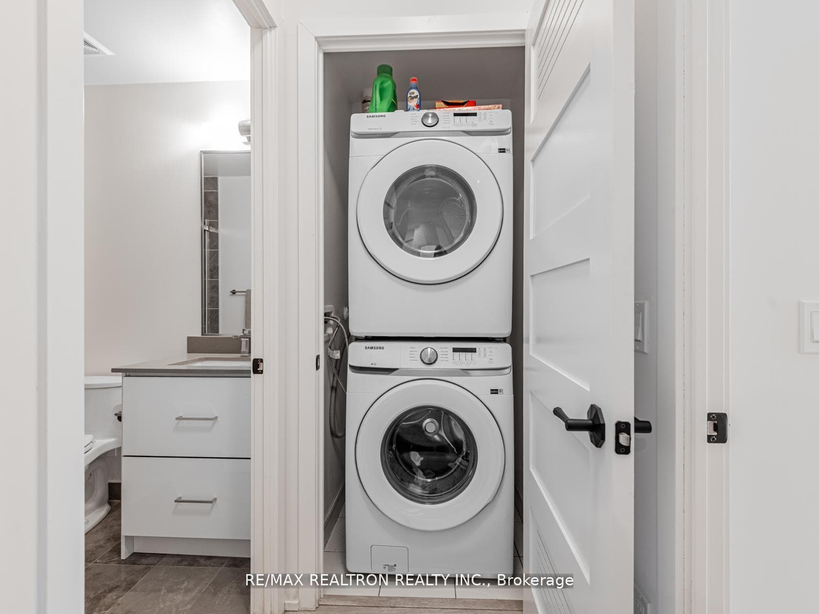 415 SEA RAY Avenue Unit G13 photo 16