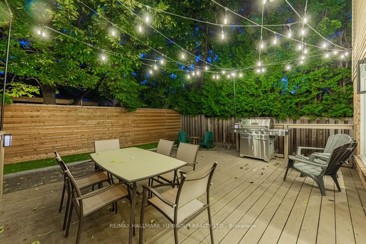 37 Macauley Drive photo 28