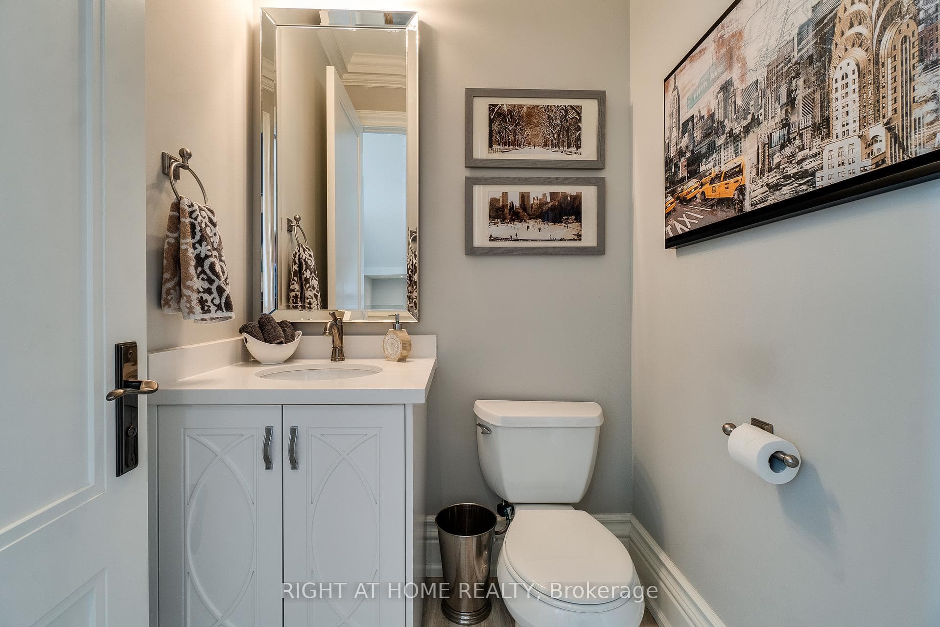 298 Felan Avenue photo 18