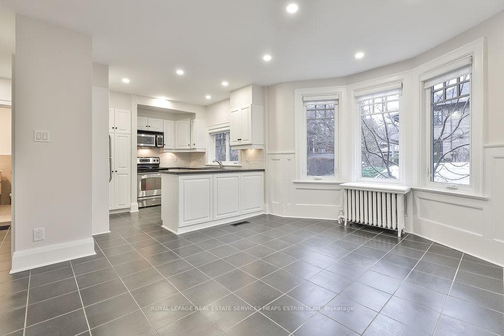 62 Inglewood Drive Unit Main photo 4