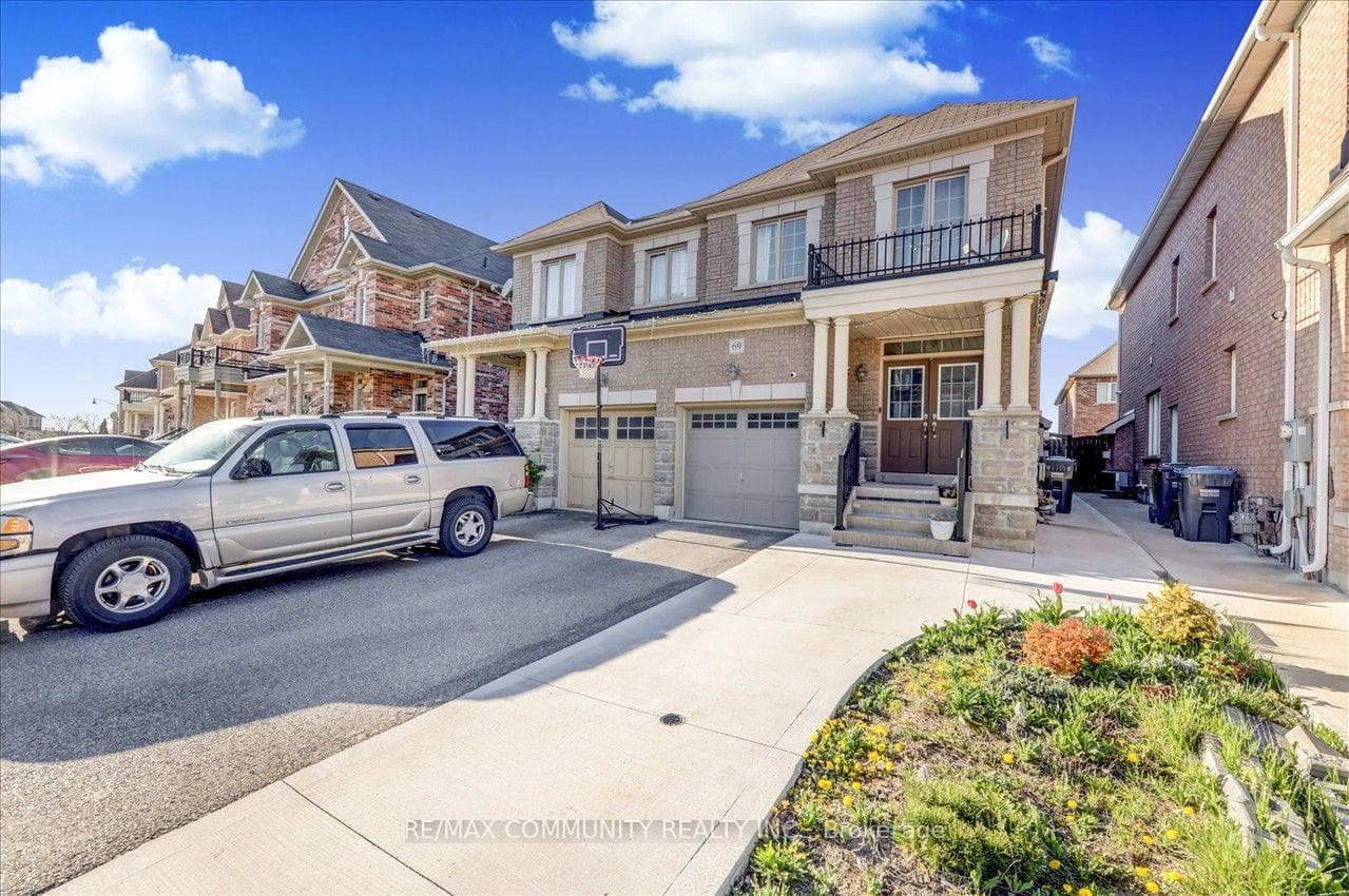 69 Clearfield Drive photo 4
