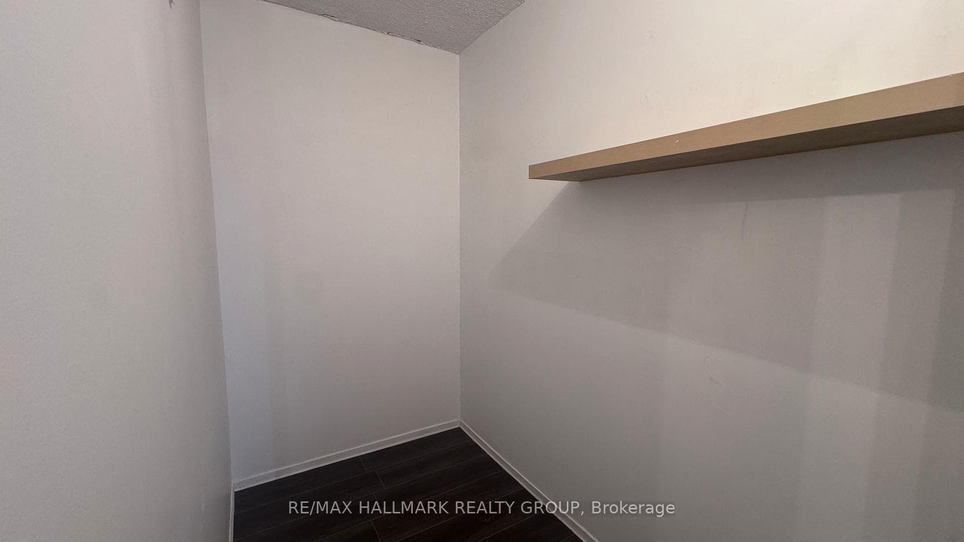 2400 Virginia Drive Unit 510 photo 23