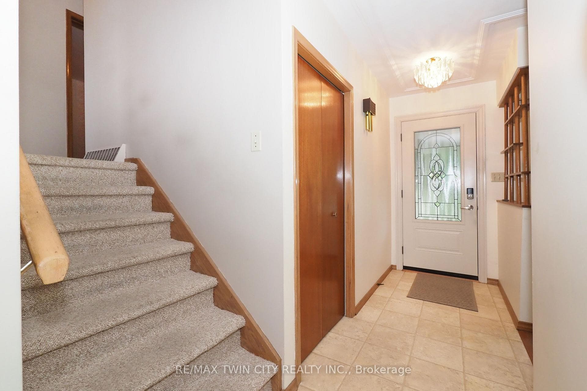 401 Forest Hill Drive photo 13