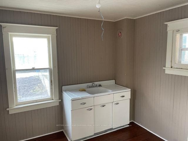 5925 Grey Avenue photo 4