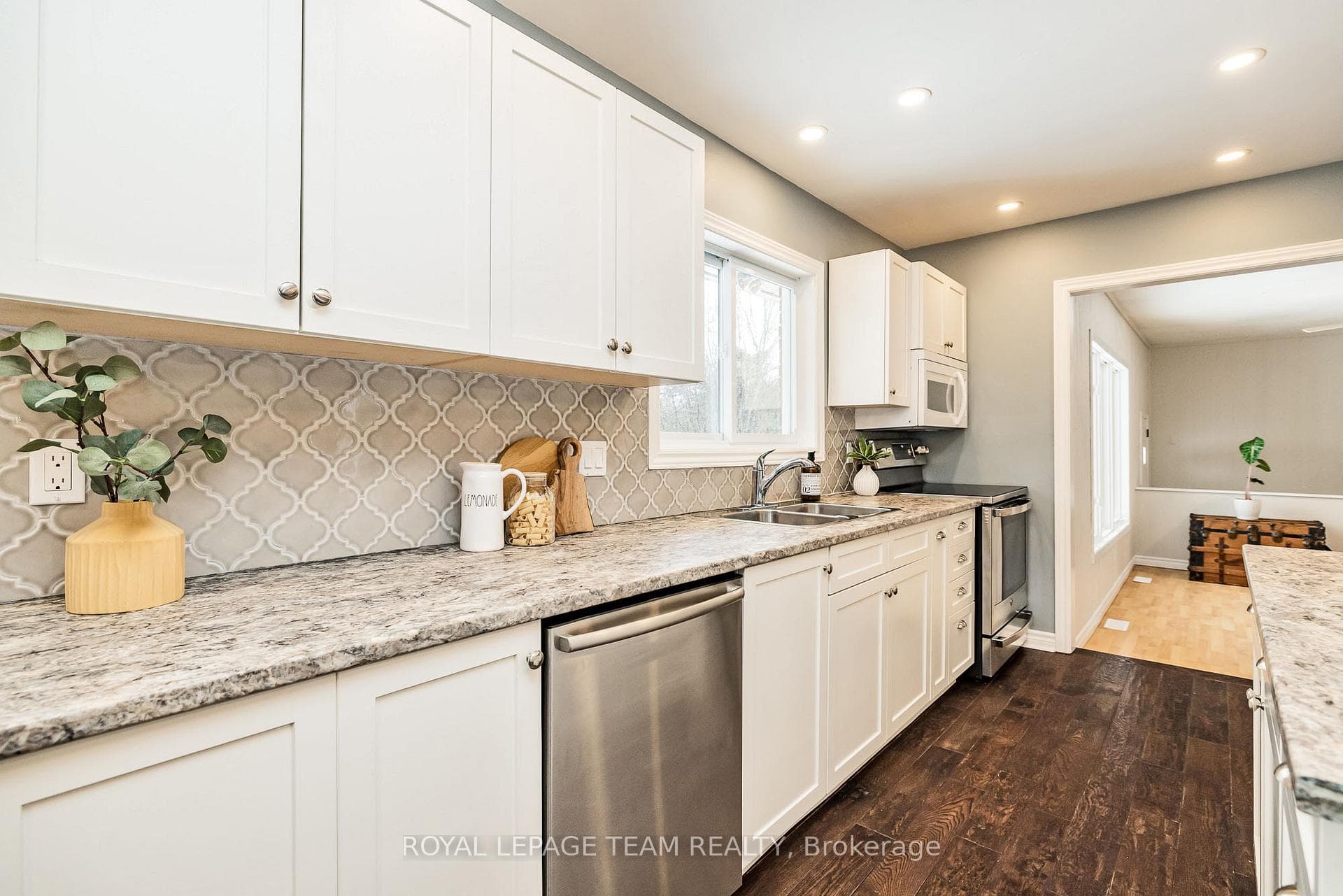 7069 Gallagher Road photo 16