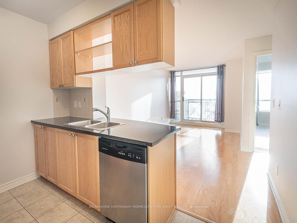 2391 Central Park Drive Unit 802 photo 5