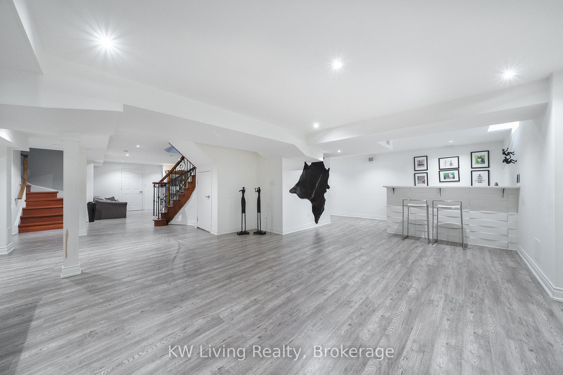 76 Silver Rose Crescent photo 40