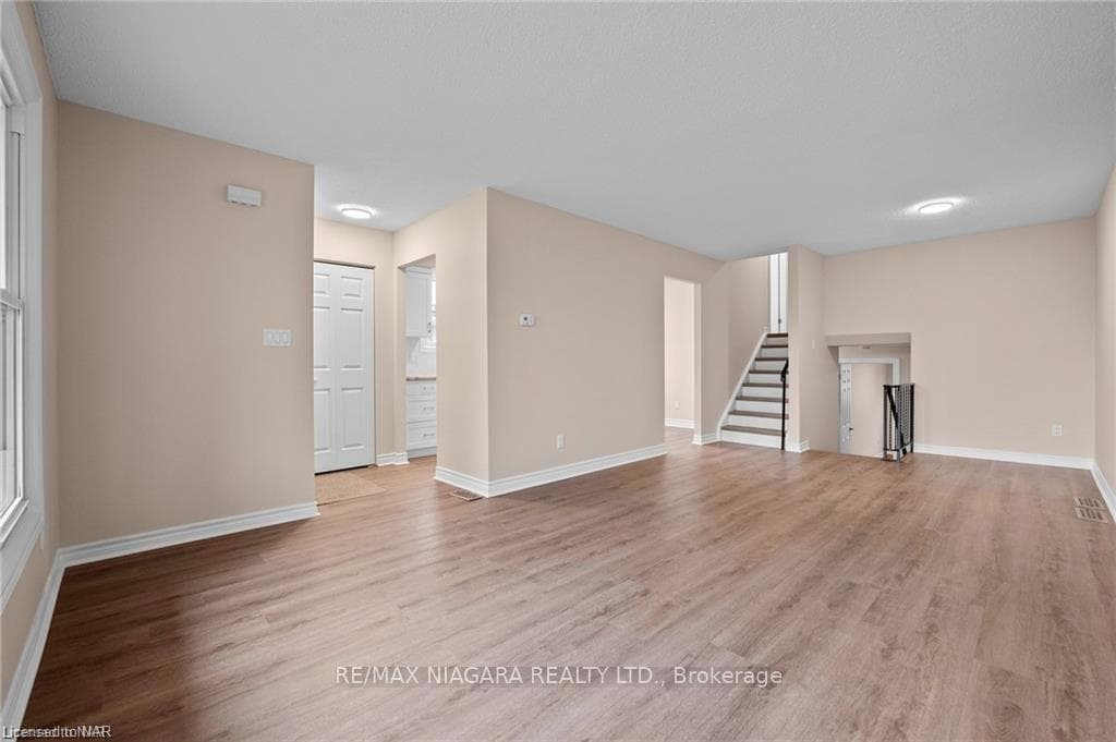 7 Baldwin Circle photo 12