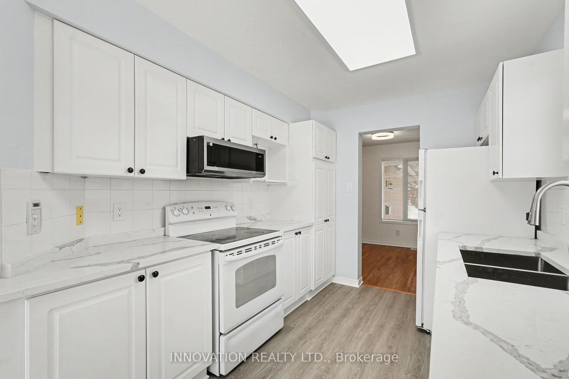 70 Cohen Avenue photo 5