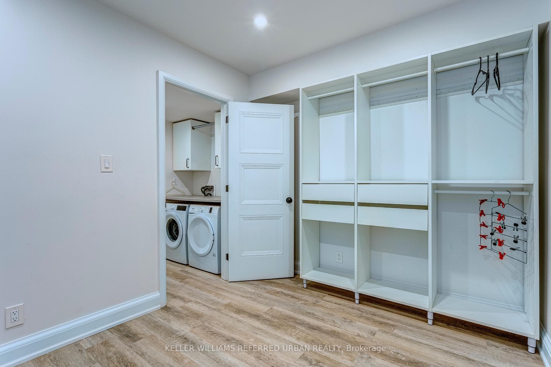 325 Ashdale Avenue Unit Lower photo 16
