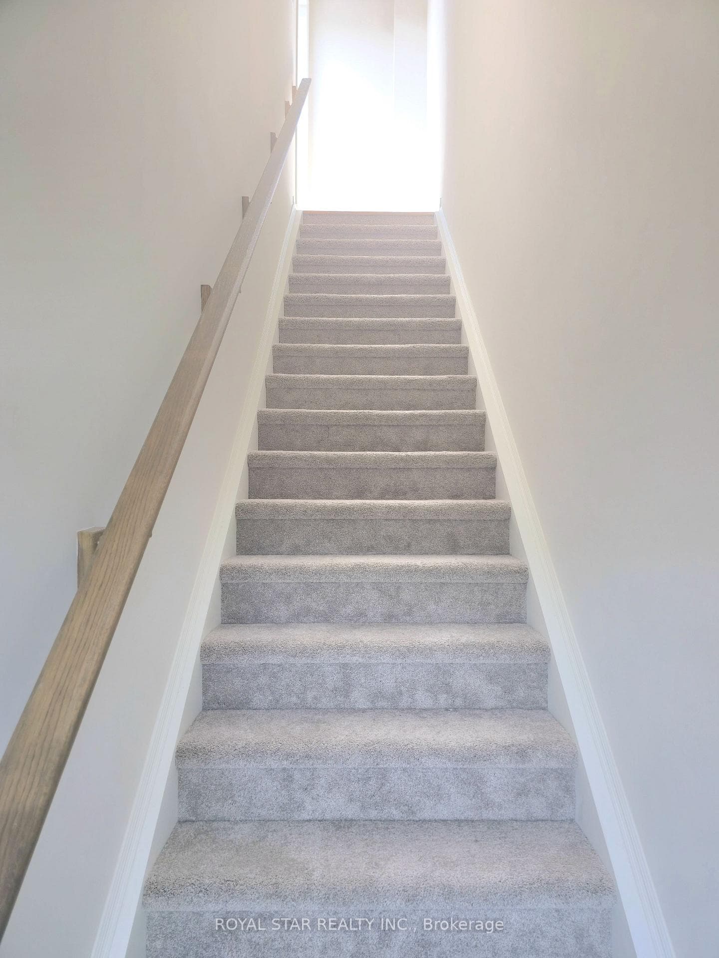 2 Willow Street Unit 33 photo 5