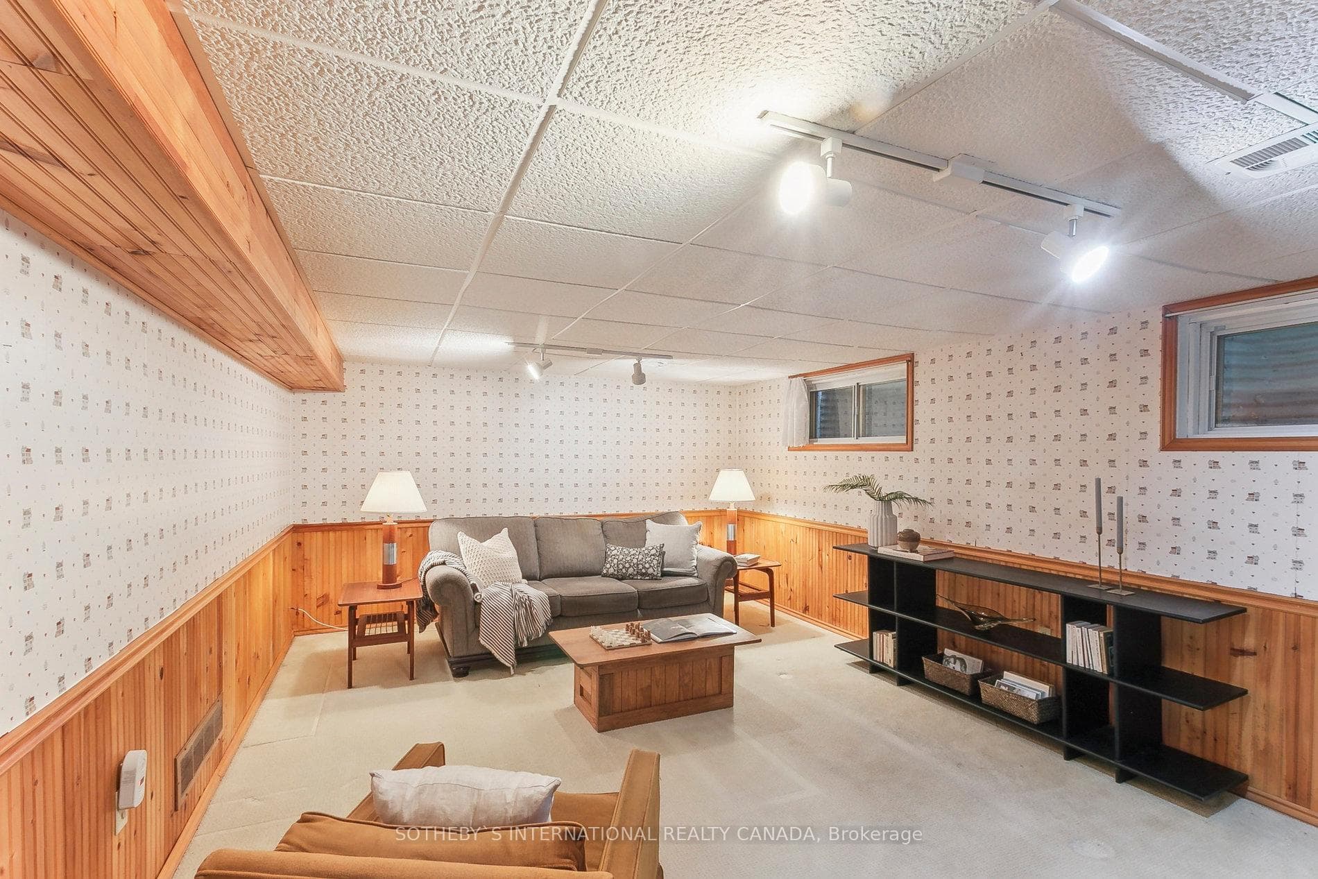 25 Abinger Crescent photo 31