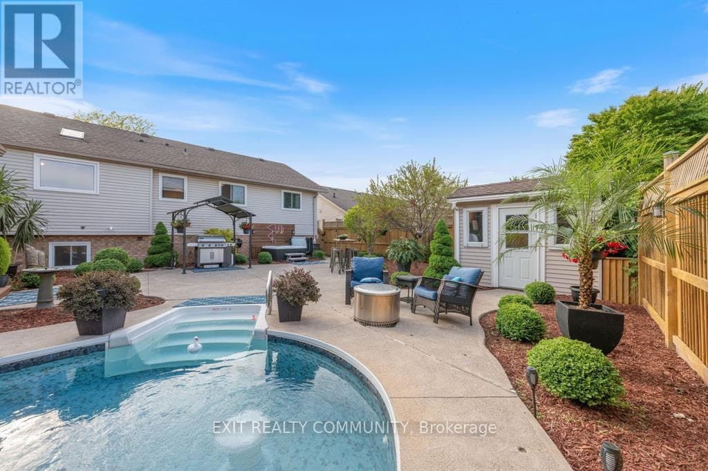 1054 Finch Drive photo 28