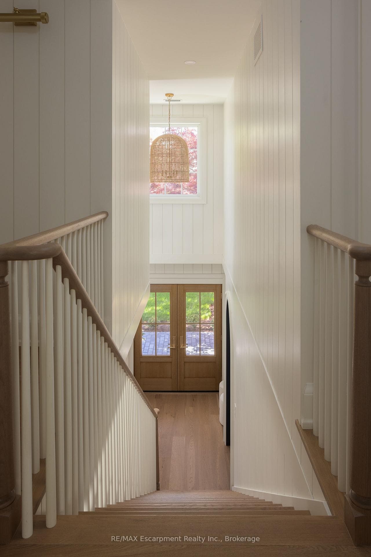 130 Edgecliffe Place photo 22