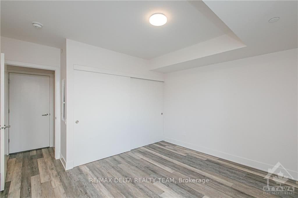 411 MACKAY Street Unit 516 photo 9