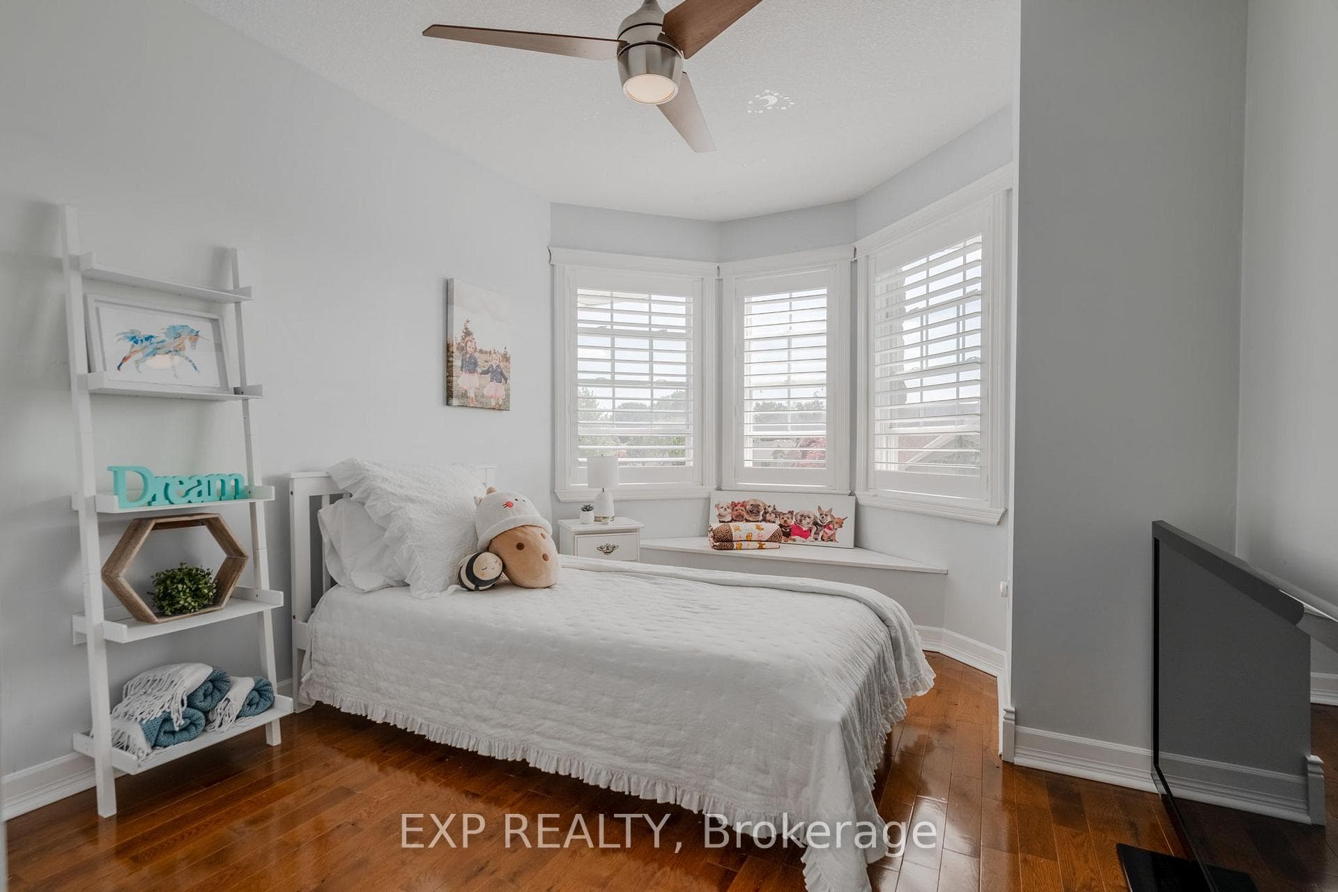 Bedroom Front