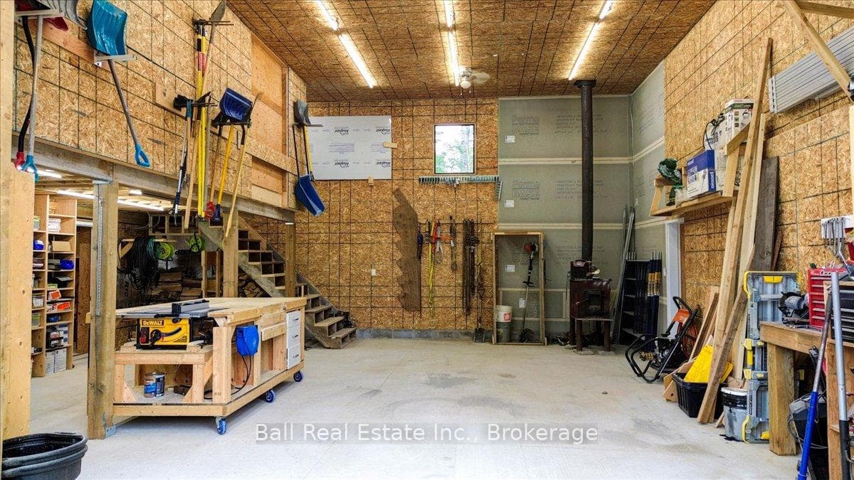 632 The South Road photo 50