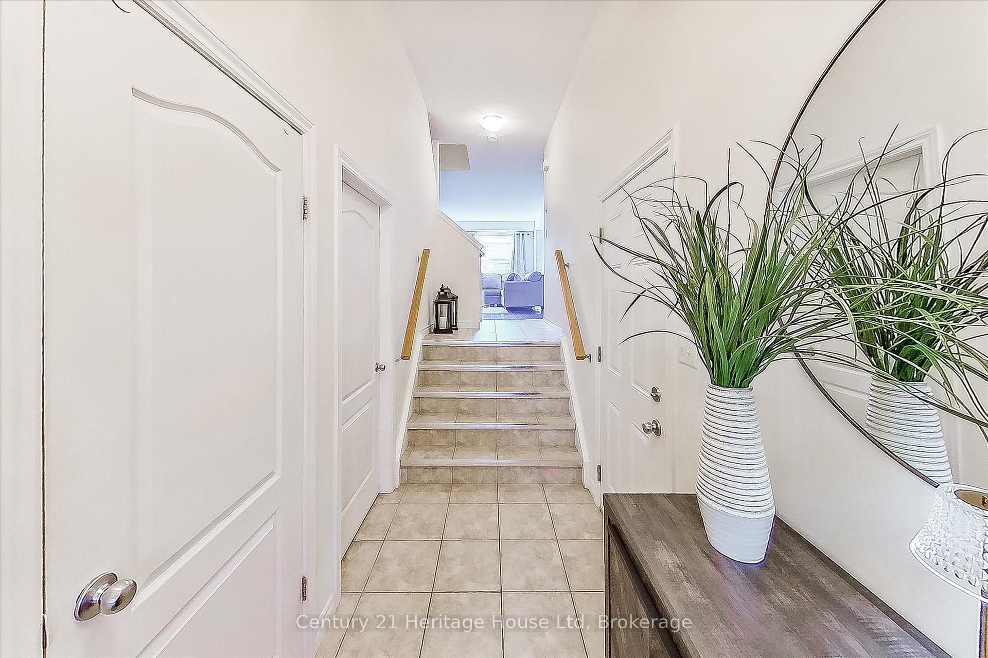 122 Creighton Avenue photo 7