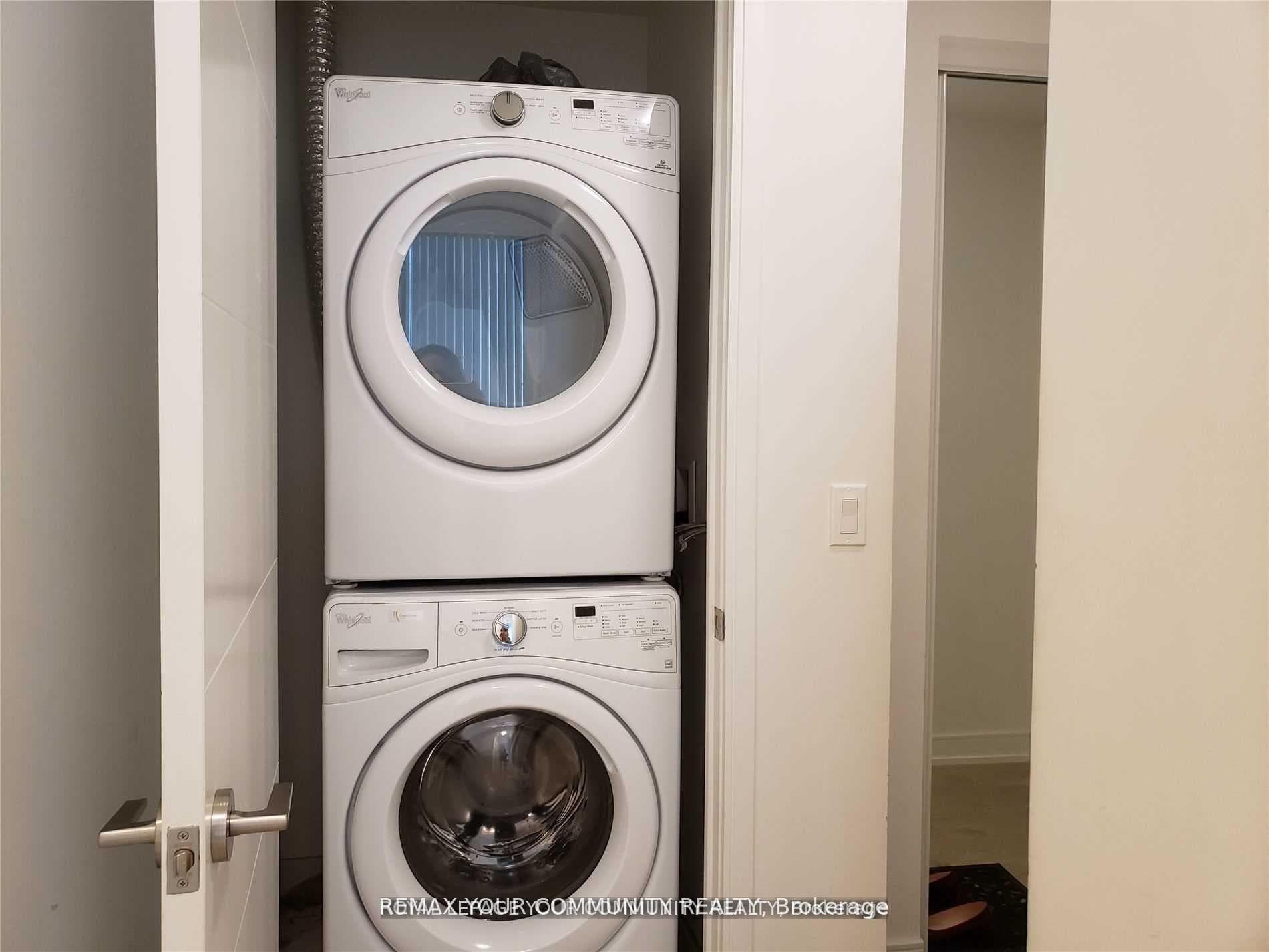 50 Wellesley Street Unit 302 photo 7