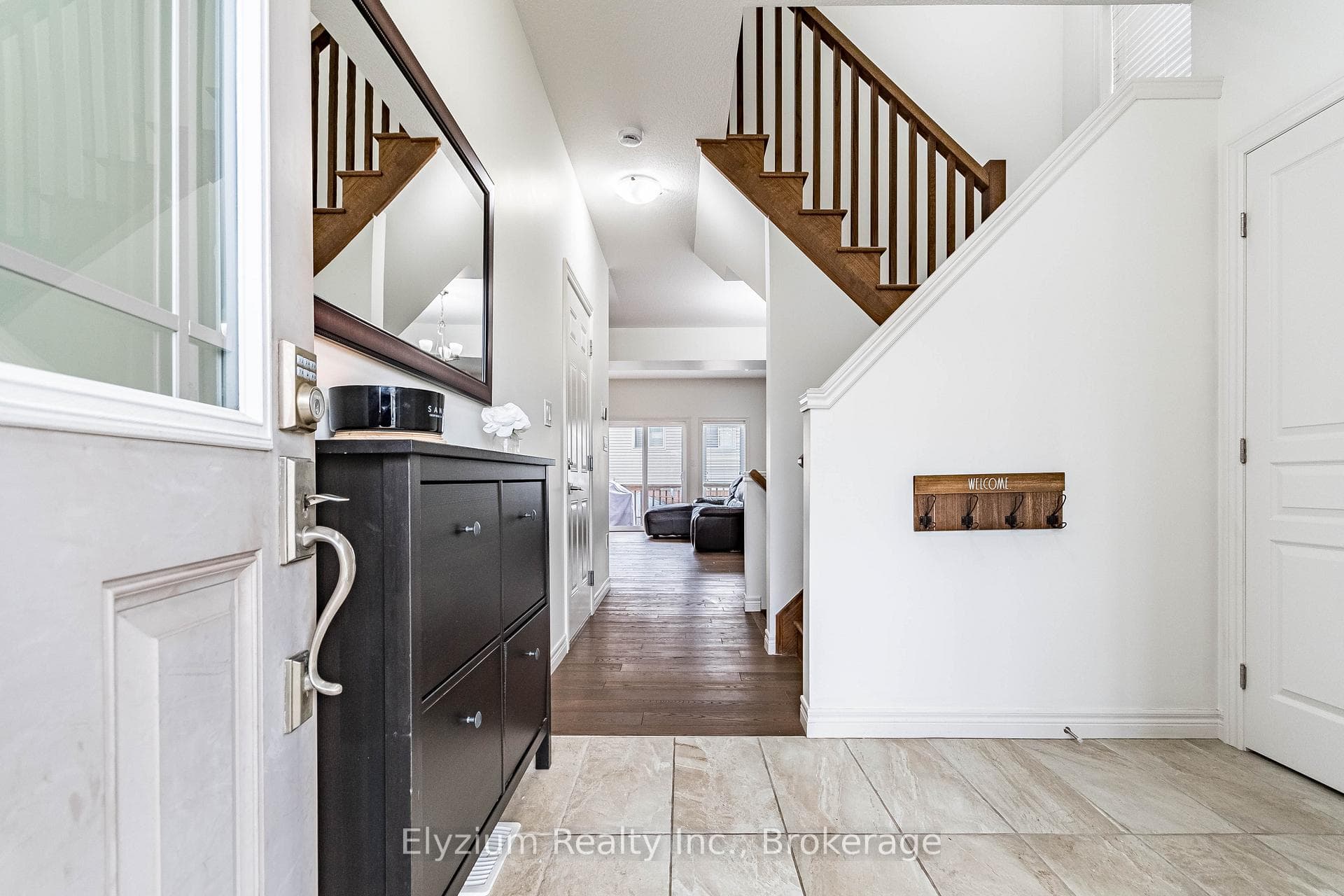 6 Ambrose Avenue photo 5