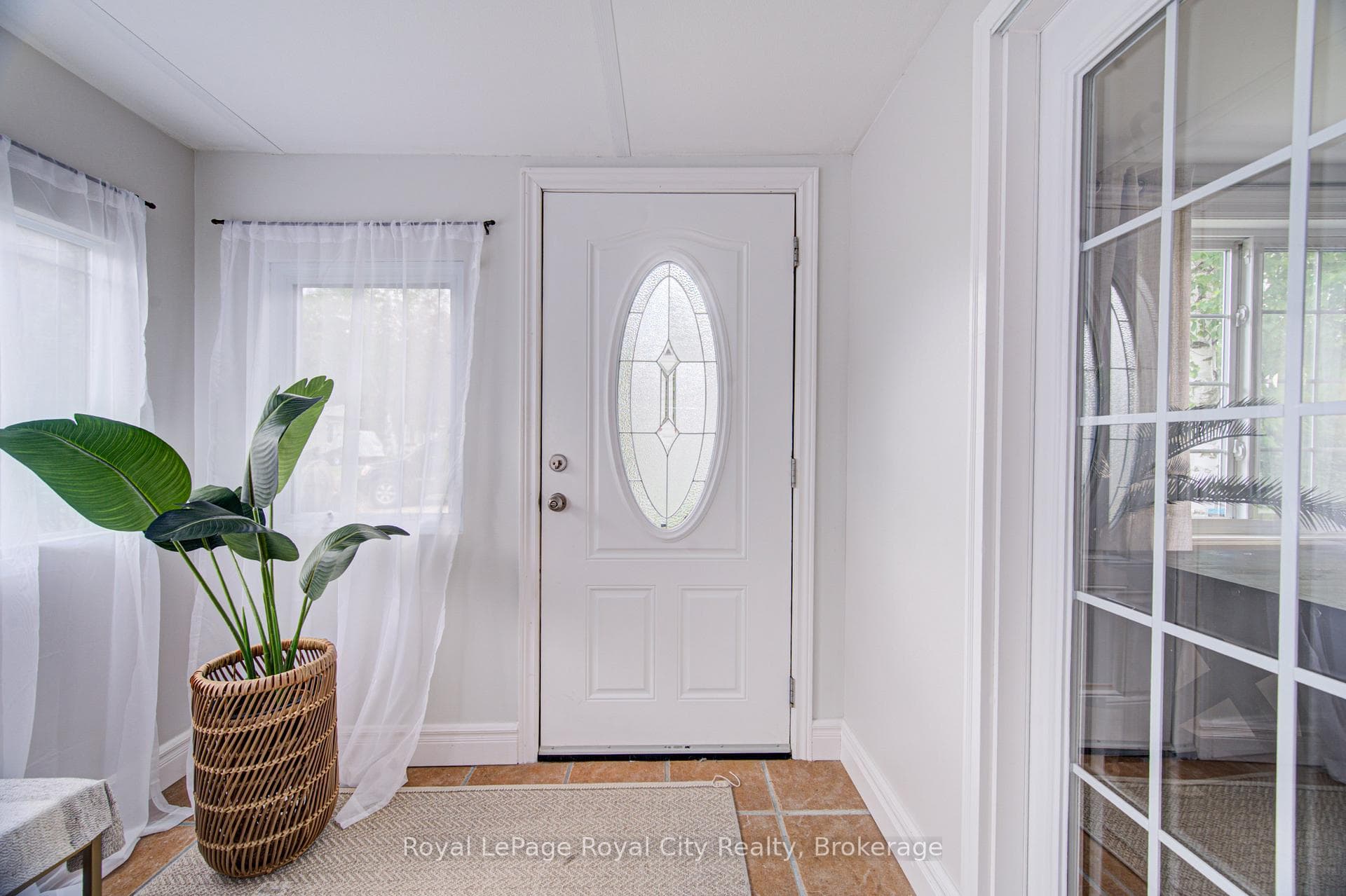Leased Lot 570 Sumac Street photo 4