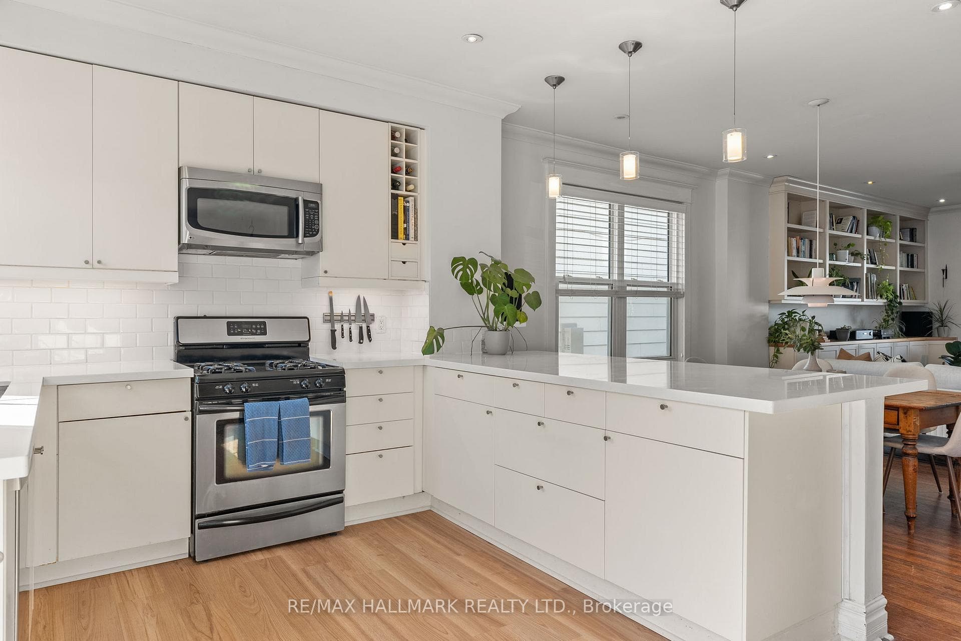9 Muriel Avenue photo 9