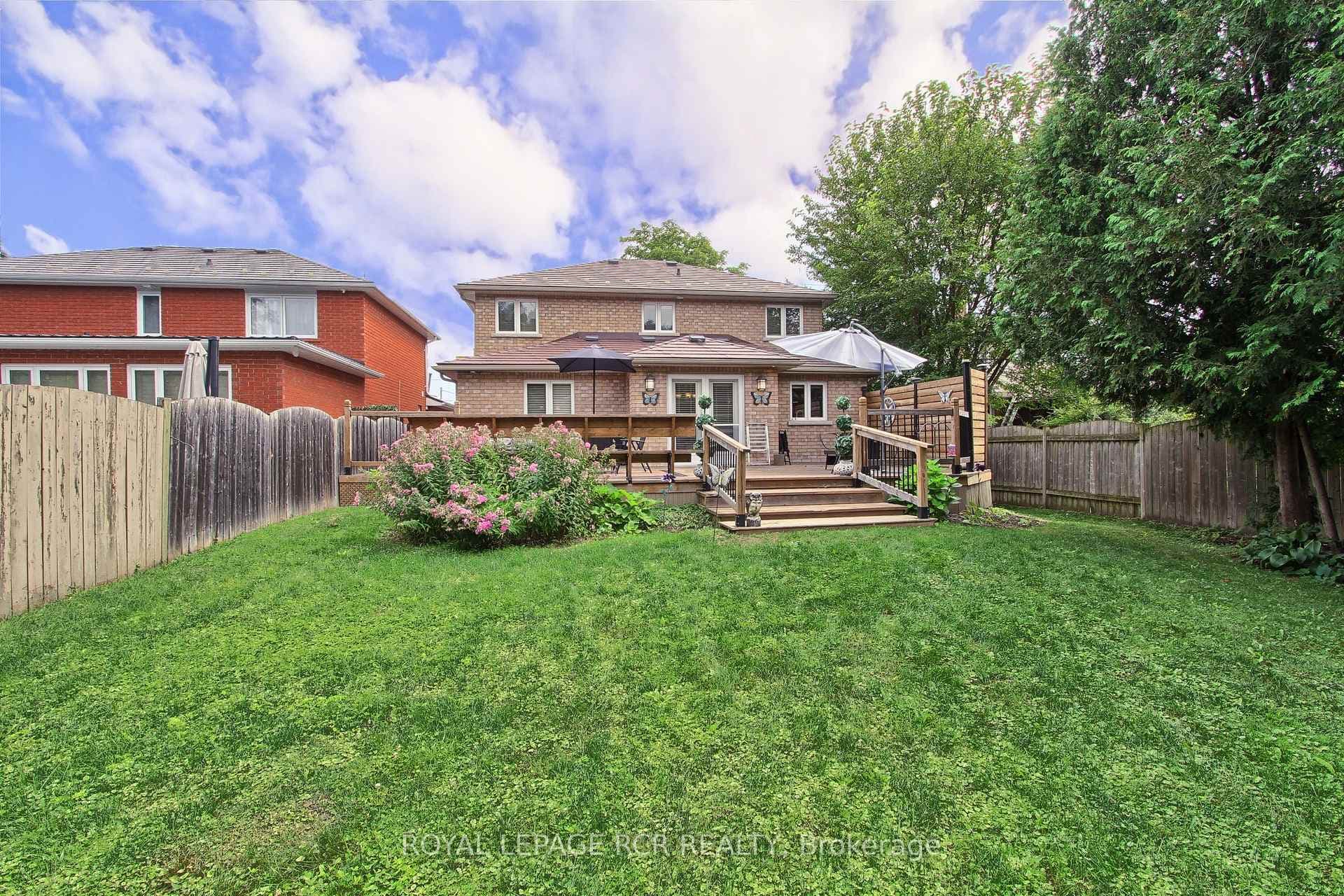 152 Simcoe Road photo 37