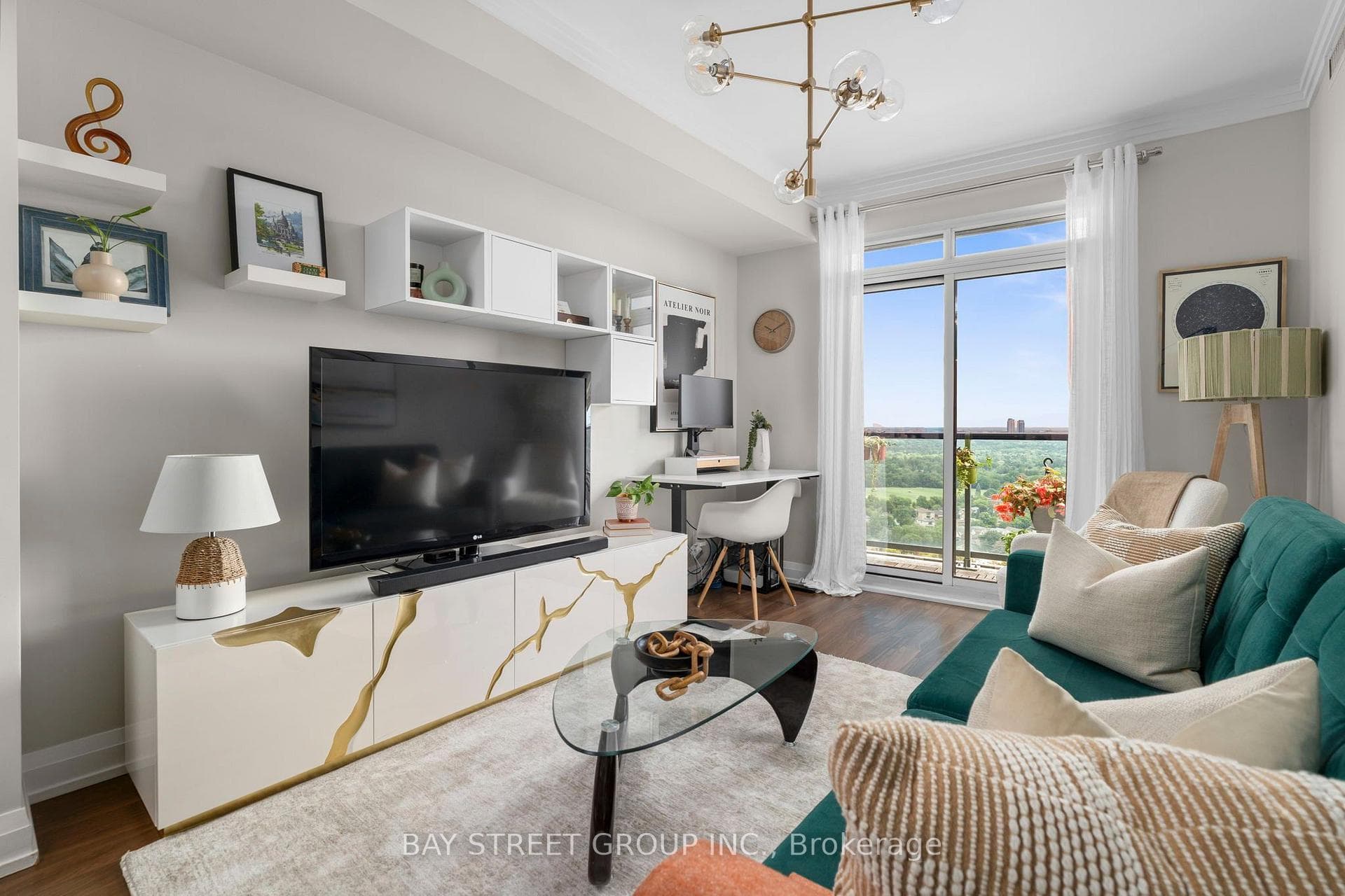 7171 Yonge Street Unit 1905 photo 14