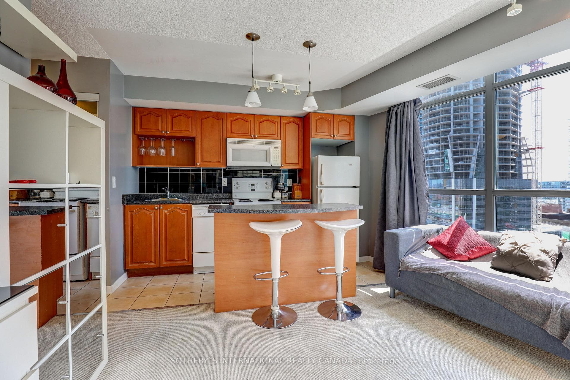 18 Yonge Street Unit 1512 photo 7