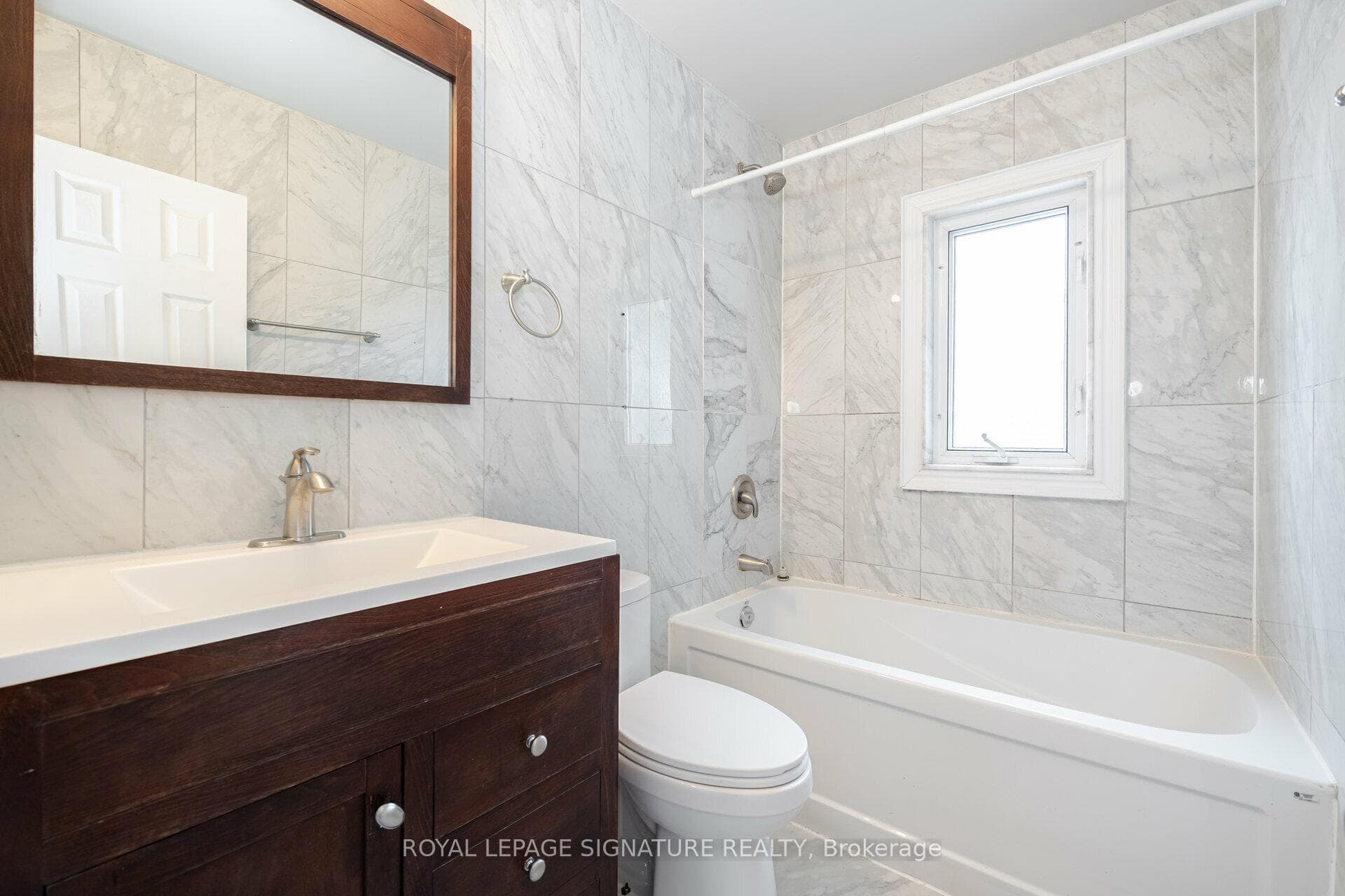 71 Redwater Drive Unit 1 photo 23