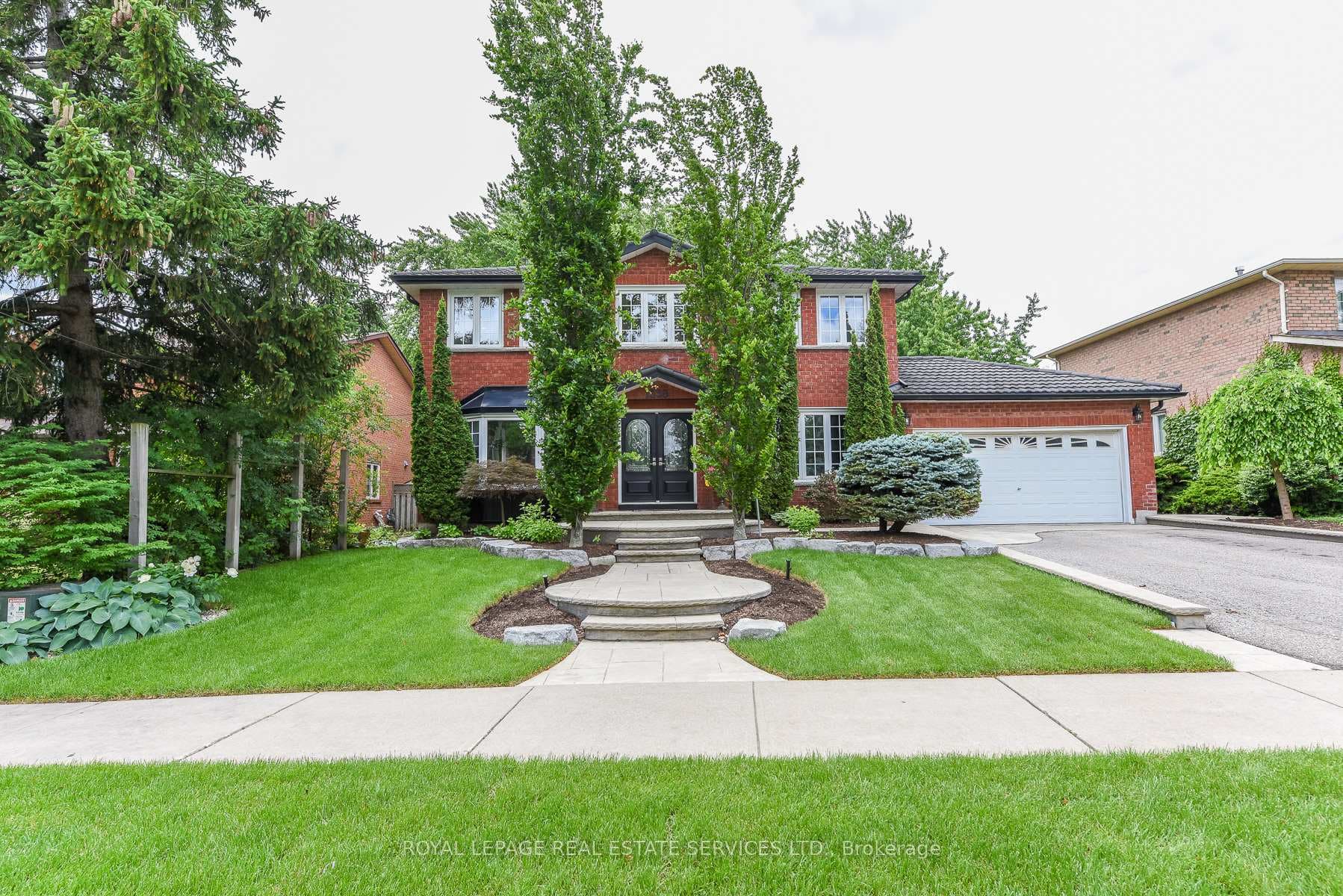 1338 Chalfield Drive photo 1