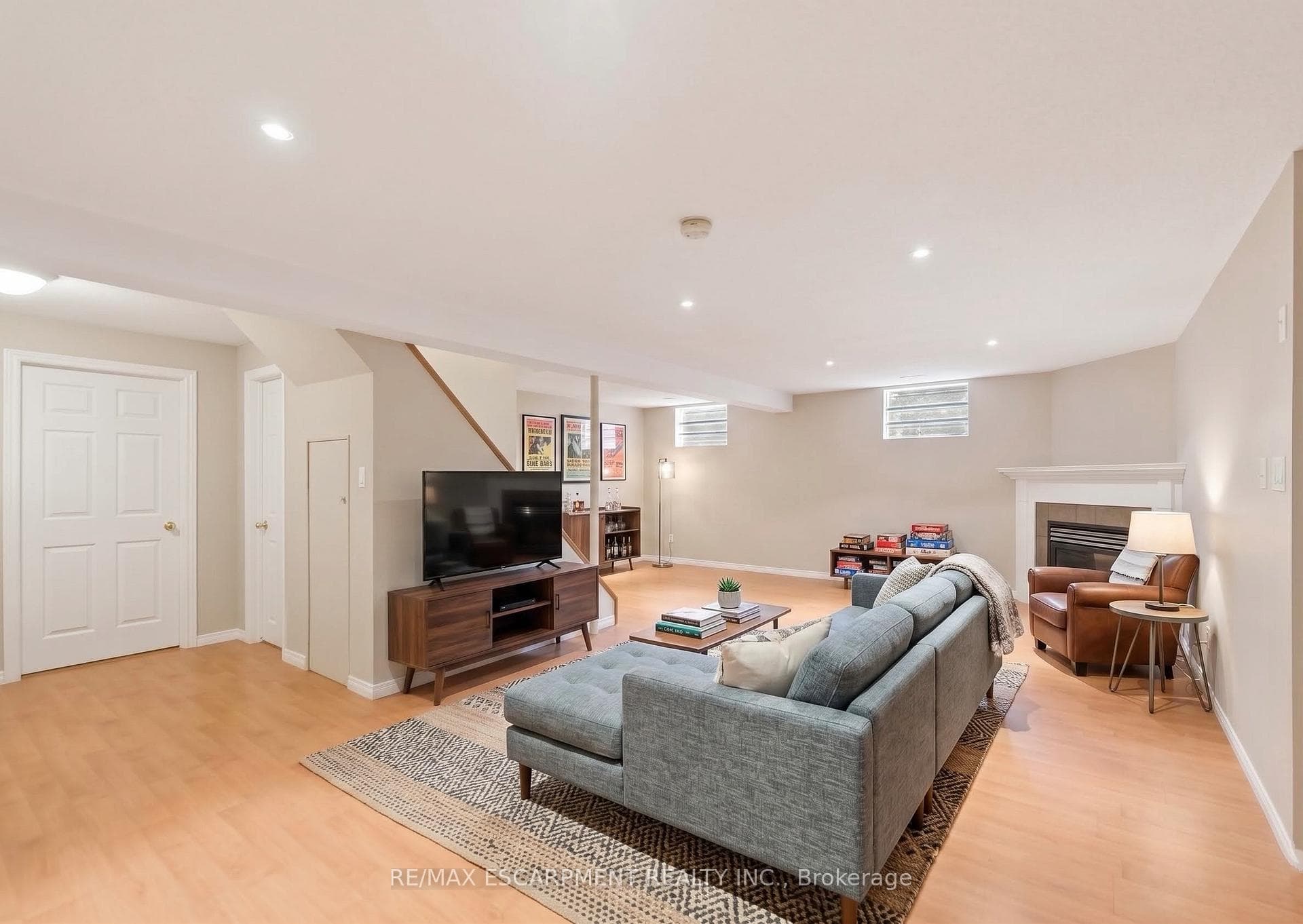 80 Lister Avenue photo 19