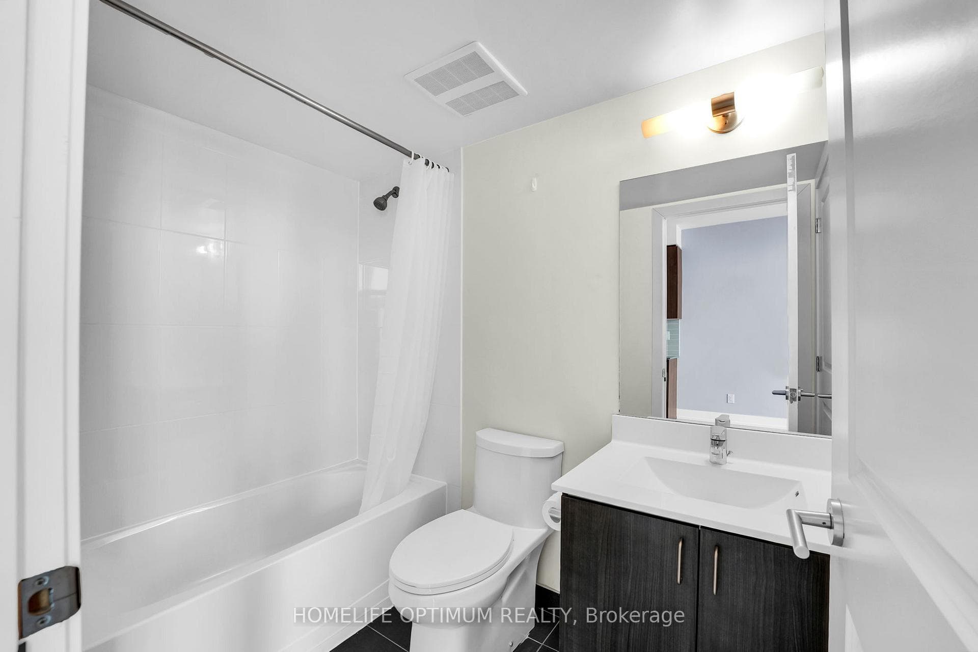 1215 Bayly Street Unit GPH08 photo 14